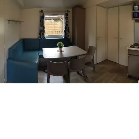 Mobil-home 6/8 Personnes *